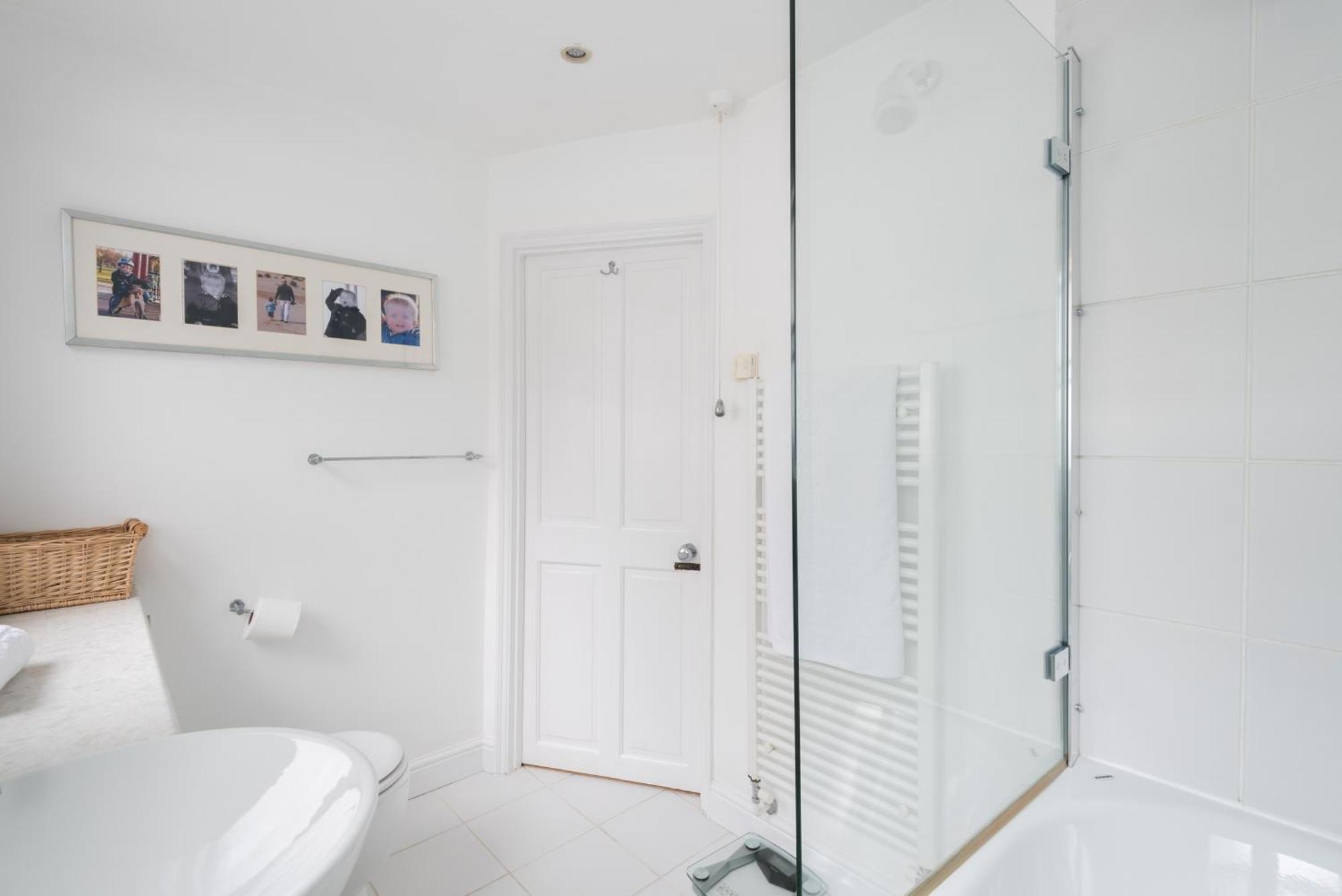 Family In Battersea By Underthedoormat London
